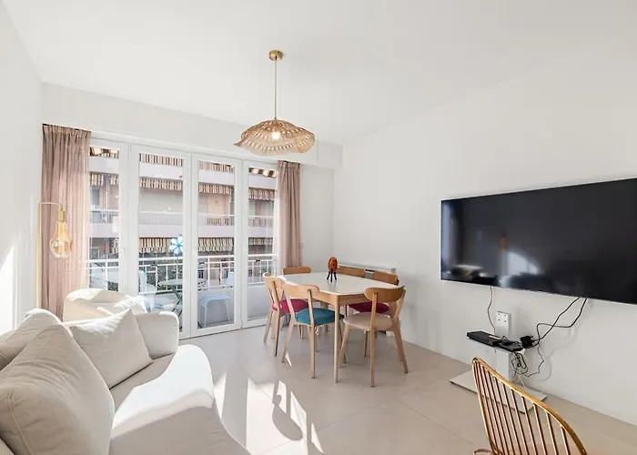 3 Pieces Les Pins Cosy Et Luxueux Apartment