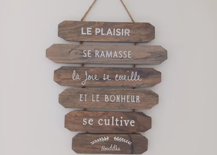 3 Pieces Les Pins Cosy Et Luxueux Juan-les-Pins